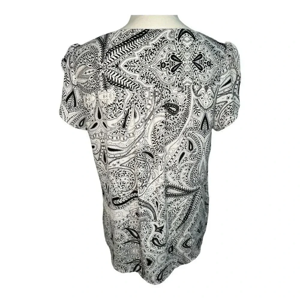 LOFT Small‎ Petite Black & White Shadow Paisley Petal Sleeve Top